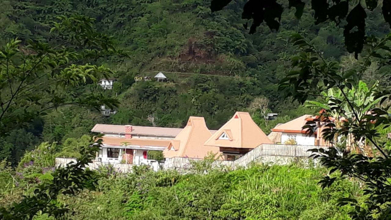 Baleh Boble Guesthouse Banaue Extérieur photo